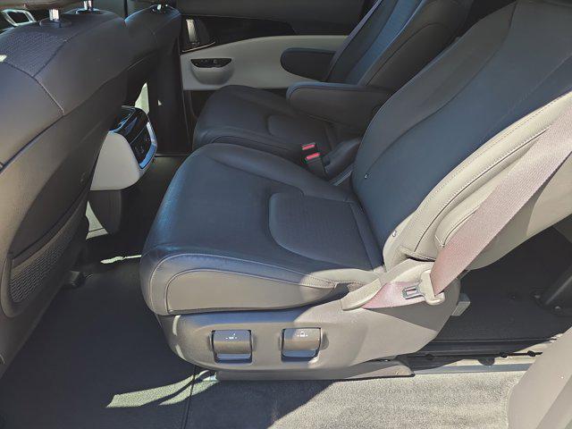 used 2023 Kia Carnival car, priced at $38,310