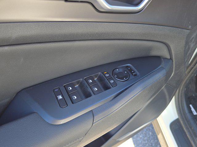 new 2026 Kia Sportage Hybrid car, priced at $35,382