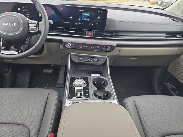 new 2026 Kia Carnival Hybrid car, priced at $48,902
