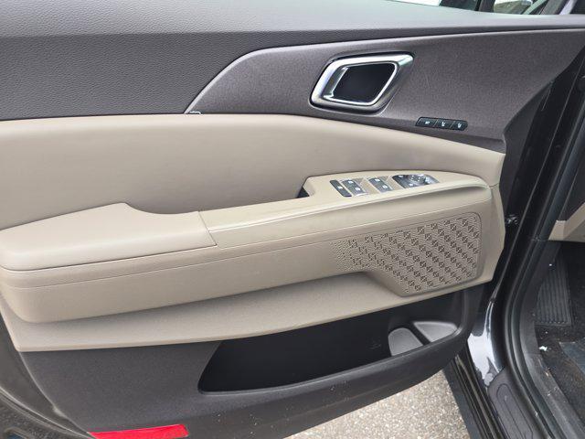 new 2026 Kia Carnival Hybrid car, priced at $48,902