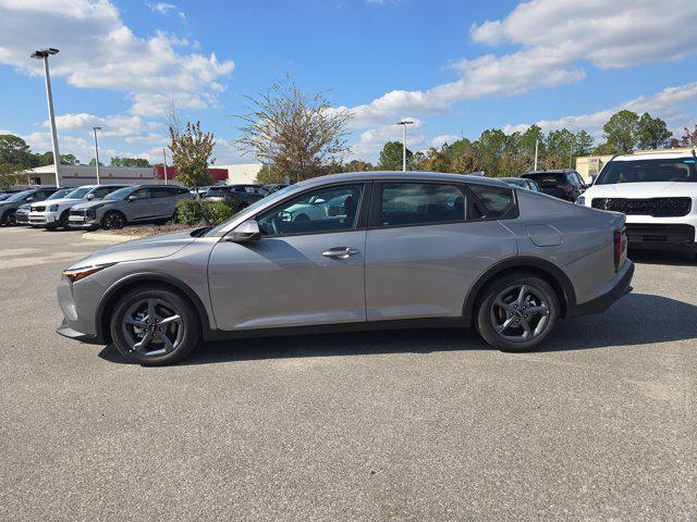 new 2025 Kia K4 car, priced at $23,882