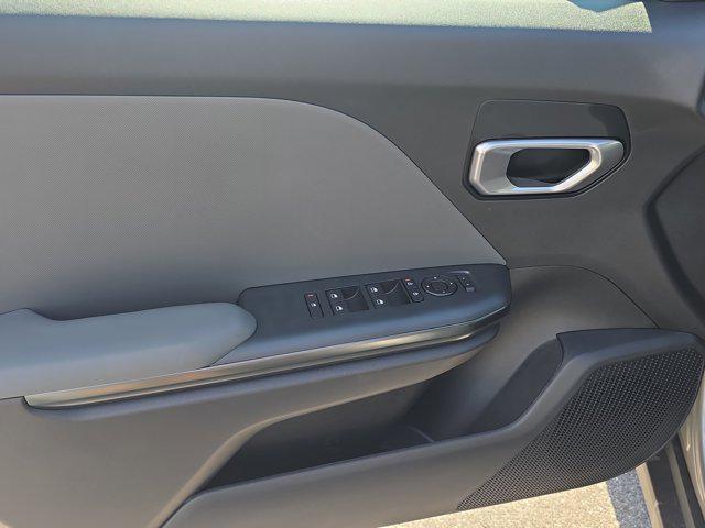 new 2025 Kia K4 car, priced at $23,882