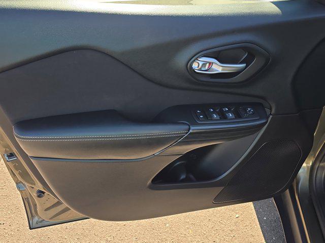 used 2016 Jeep Cherokee car, priced at $12,078