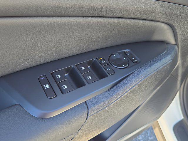 new 2026 Kia Sportage Hybrid car, priced at $35,696