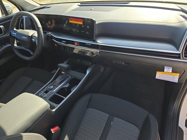 new 2026 Kia Sorento car, priced at $33,700
