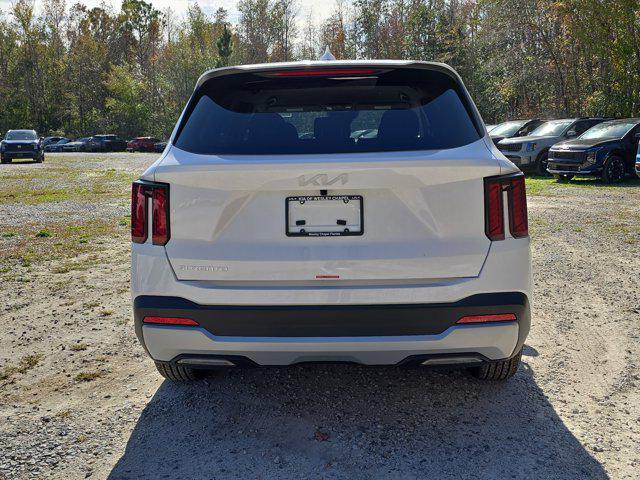 new 2026 Kia Sorento car, priced at $33,700