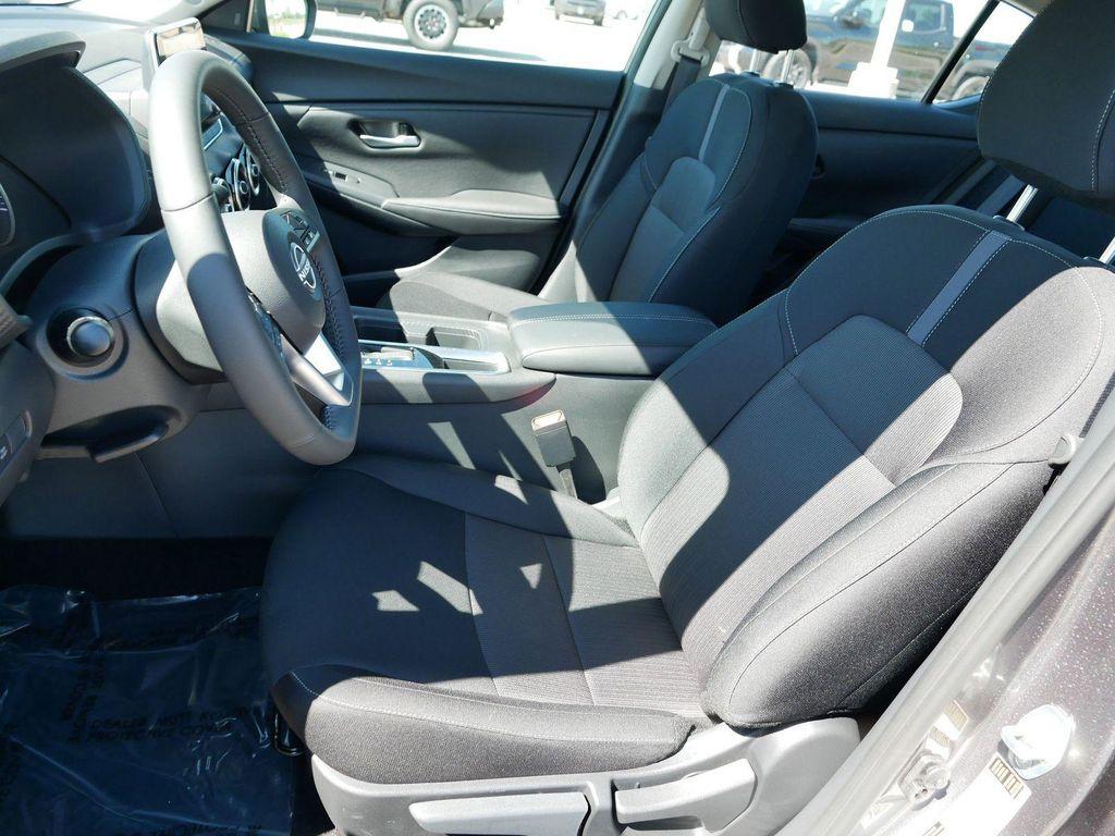 new 2025 Nissan Sentra car, priced at $22,946