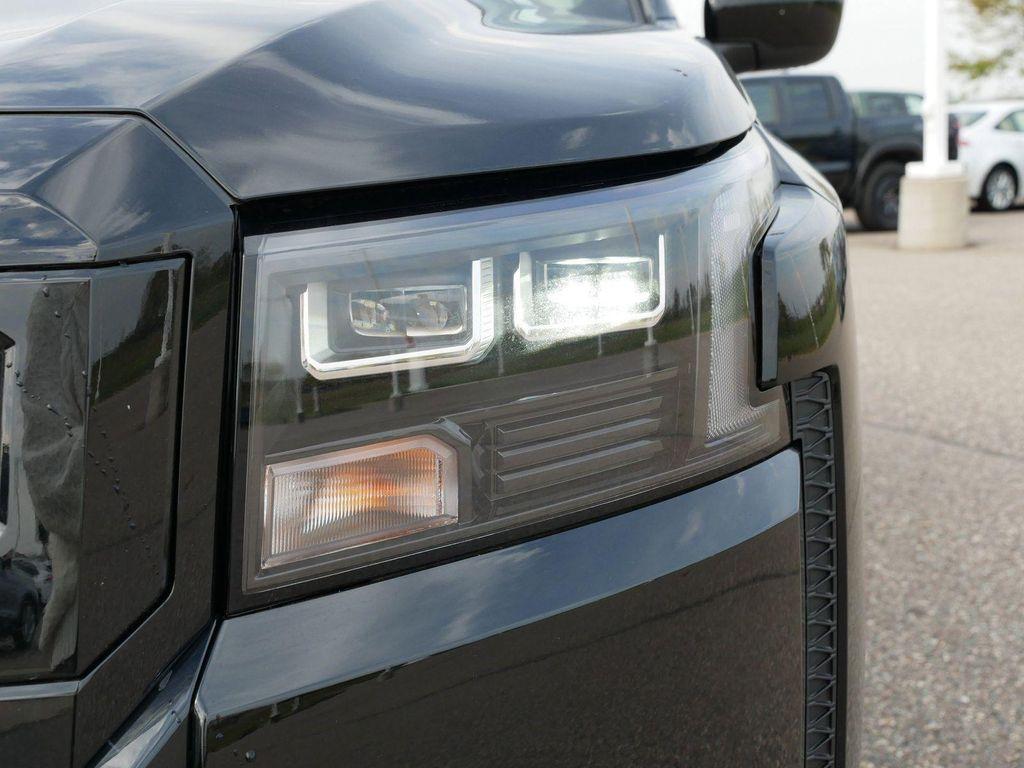 new 2026 Nissan Frontier car, priced at $40,440