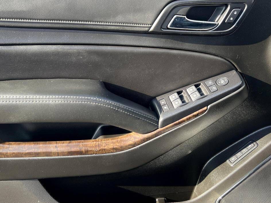 used 2020 Chevrolet Suburban car, priced at $18,999