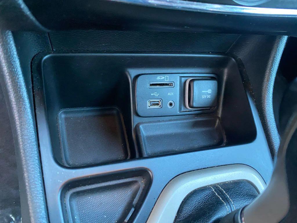 used 2016 Jeep Cherokee car, priced at $14,495