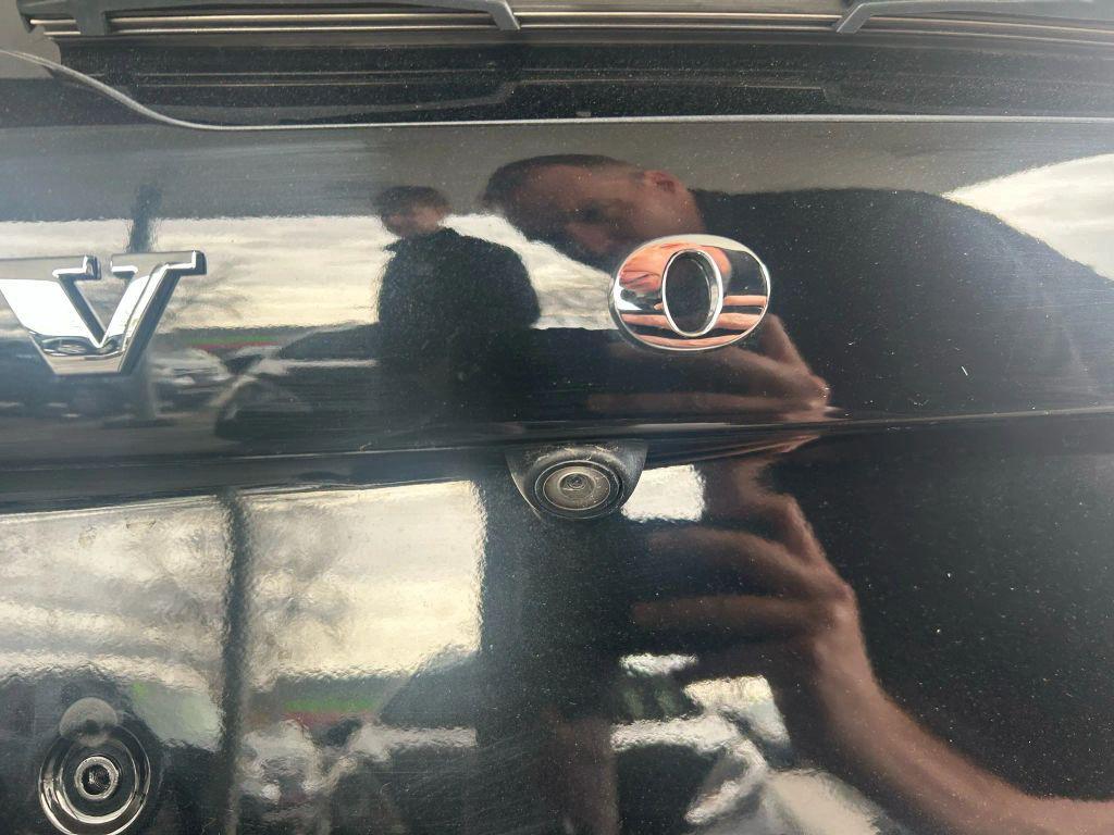 used 2018 Volvo V60 Cross Country car, priced at $18,995