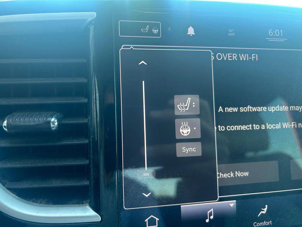 used 2021 Chrysler Pacifica car, priced at $16,995