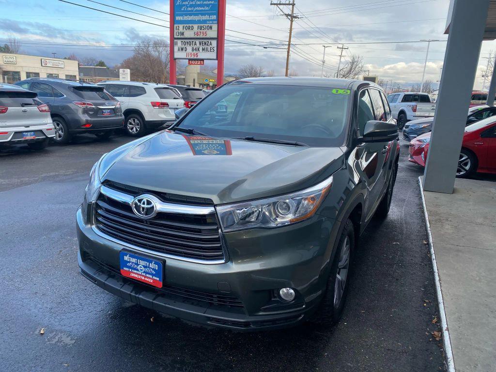 used 2015 Toyota Highlander car, priced at $19,995