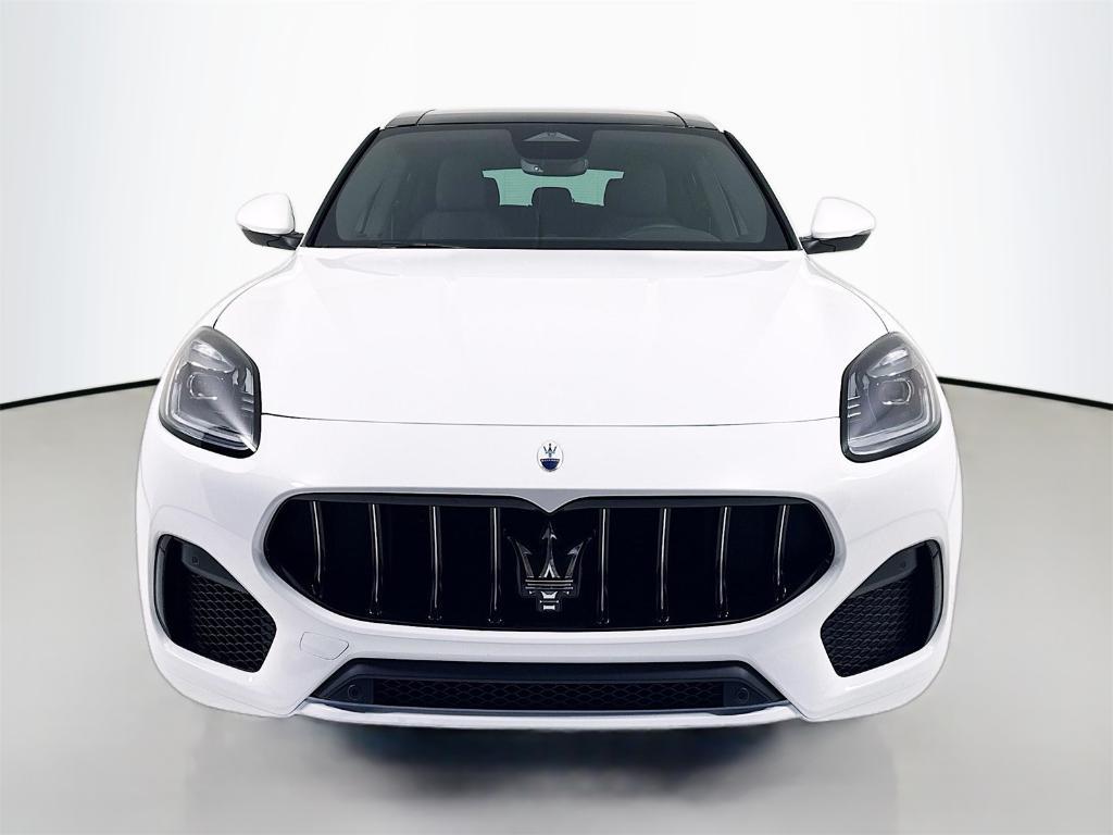 new 2025 Maserati Grecale car, priced at $83,695
