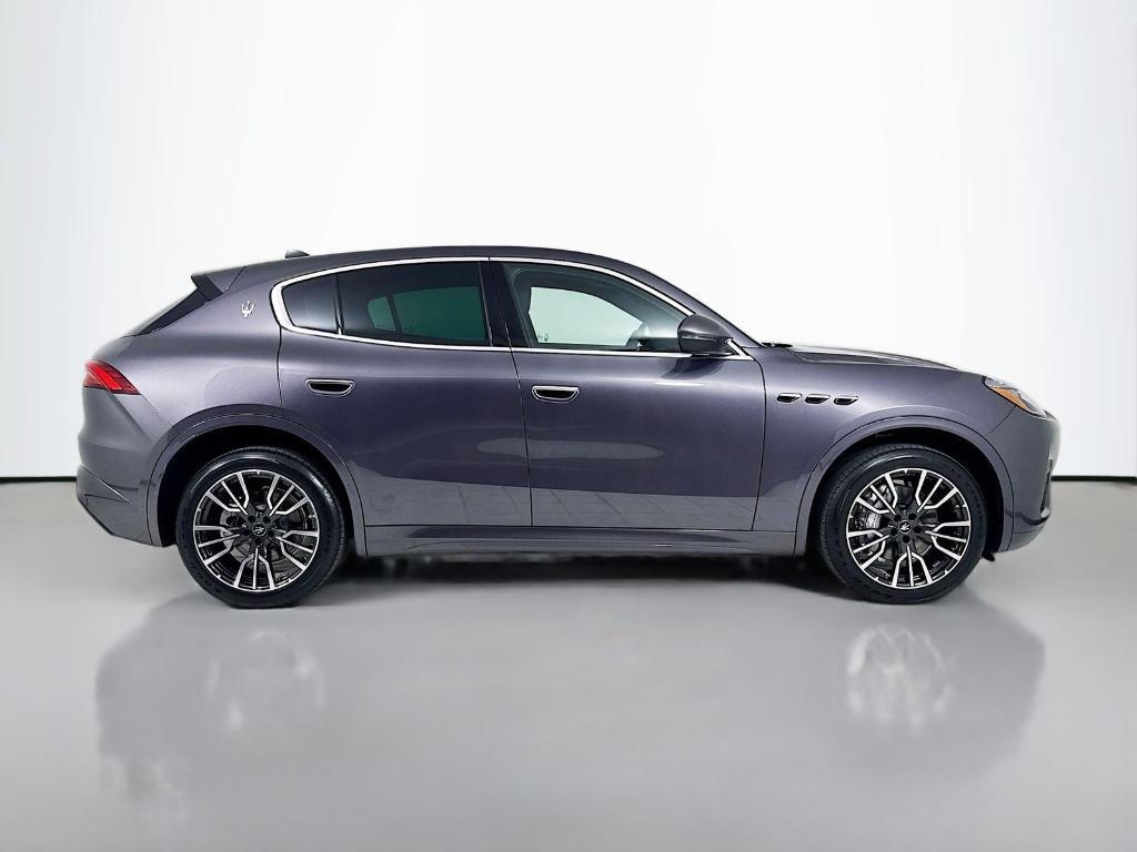 new 2025 Maserati Grecale car, priced at $82,655