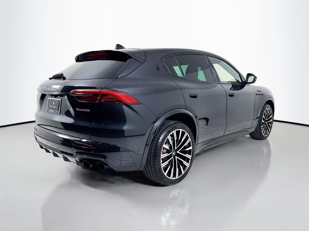 new 2025 Maserati Grecale car, priced at $91,025