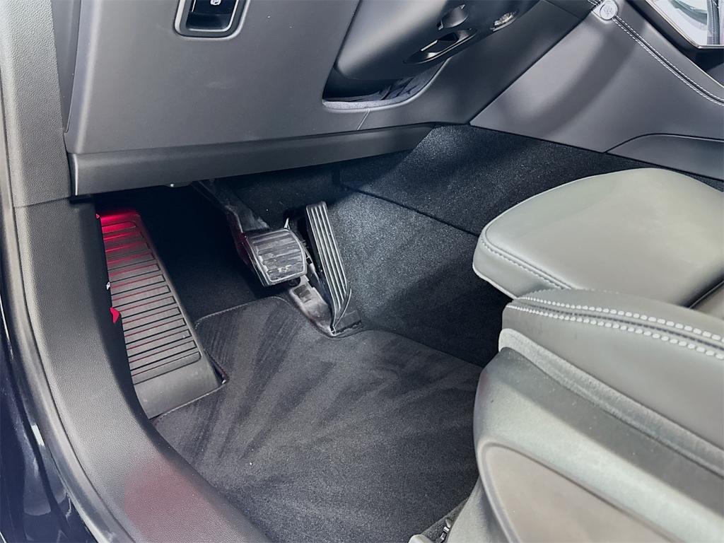 new 2025 Maserati Grecale car, priced at $82,655