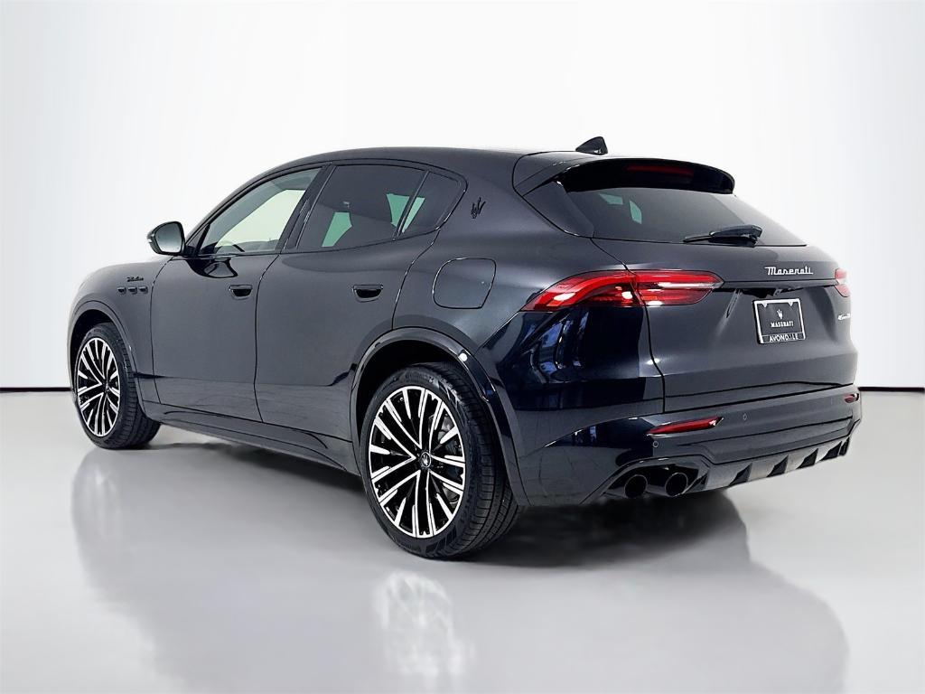 new 2025 Maserati Grecale car, priced at $92,765
