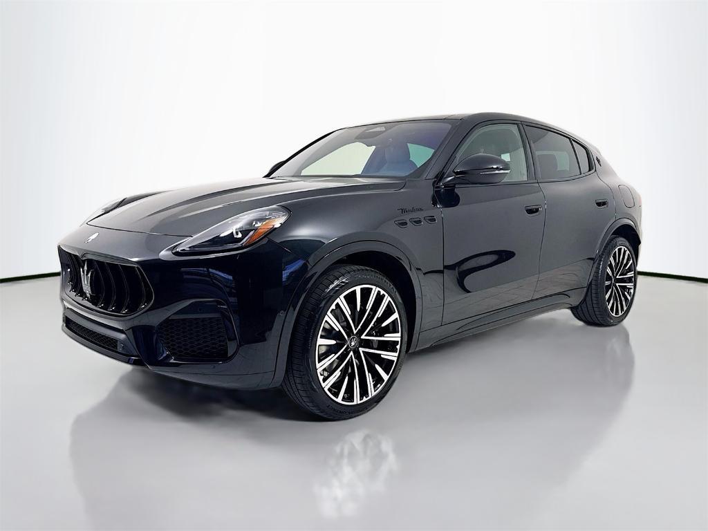 new 2025 Maserati Grecale car, priced at $92,765
