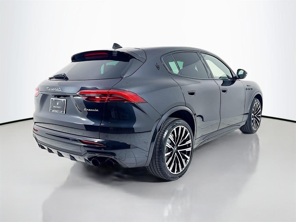 new 2025 Maserati Grecale car, priced at $92,765