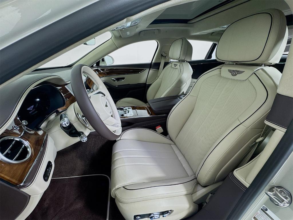 new 2026 Bentley Flying Spur car, priced at $305,210