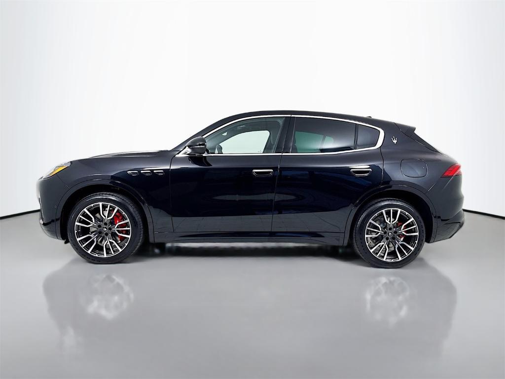 new 2025 Maserati Grecale car, priced at $85,995