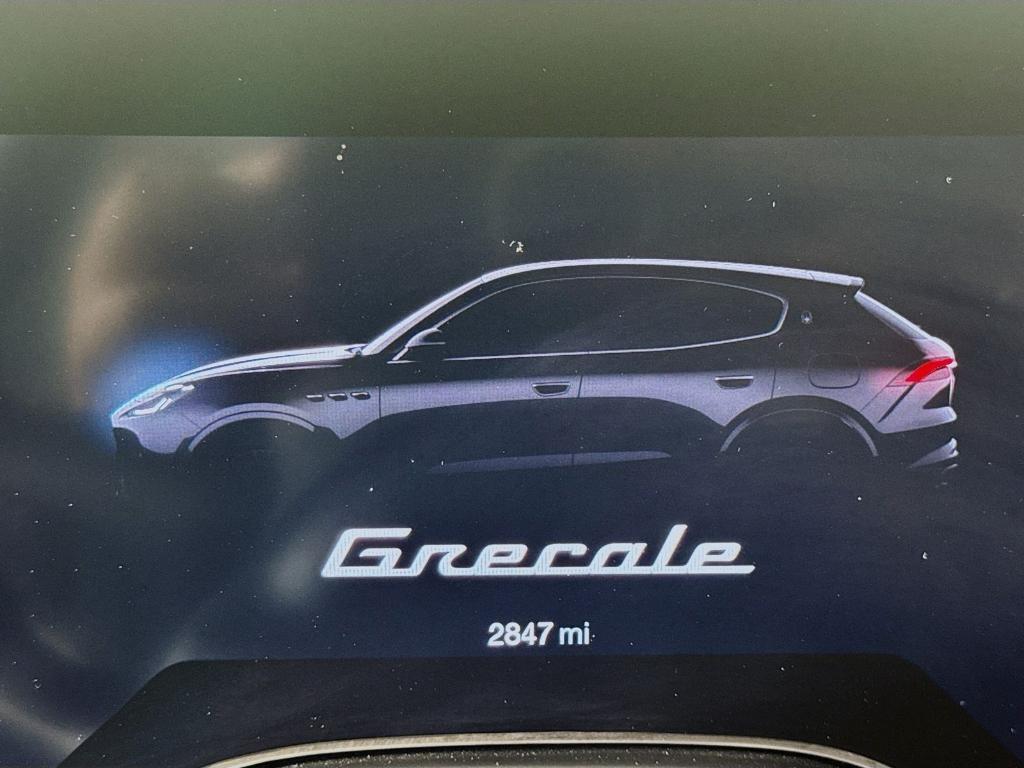 new 2025 Maserati Grecale car, priced at $78,899
