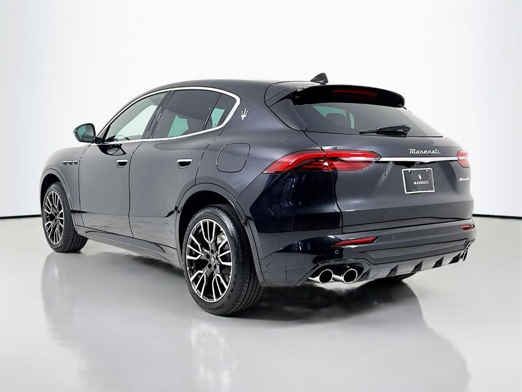 new 2025 Maserati Grecale car, priced at $85,995