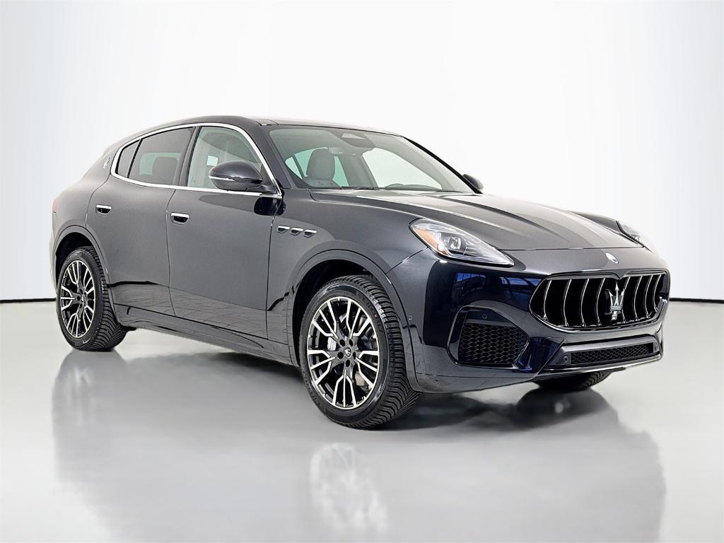 new 2025 Maserati Grecale car, priced at $84,845