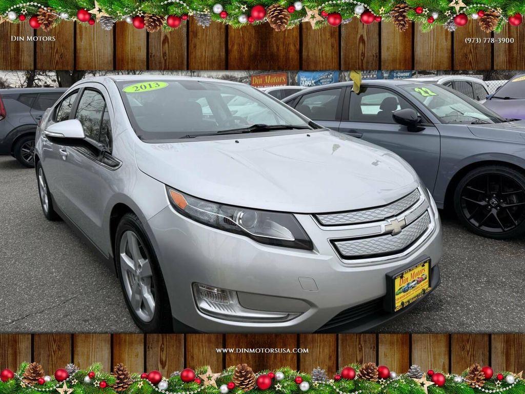 used 2013 Chevrolet Volt car, priced at $5,999