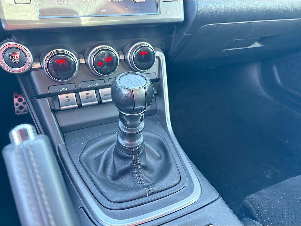 used 2024 Toyota GR86 car, priced at $25,900