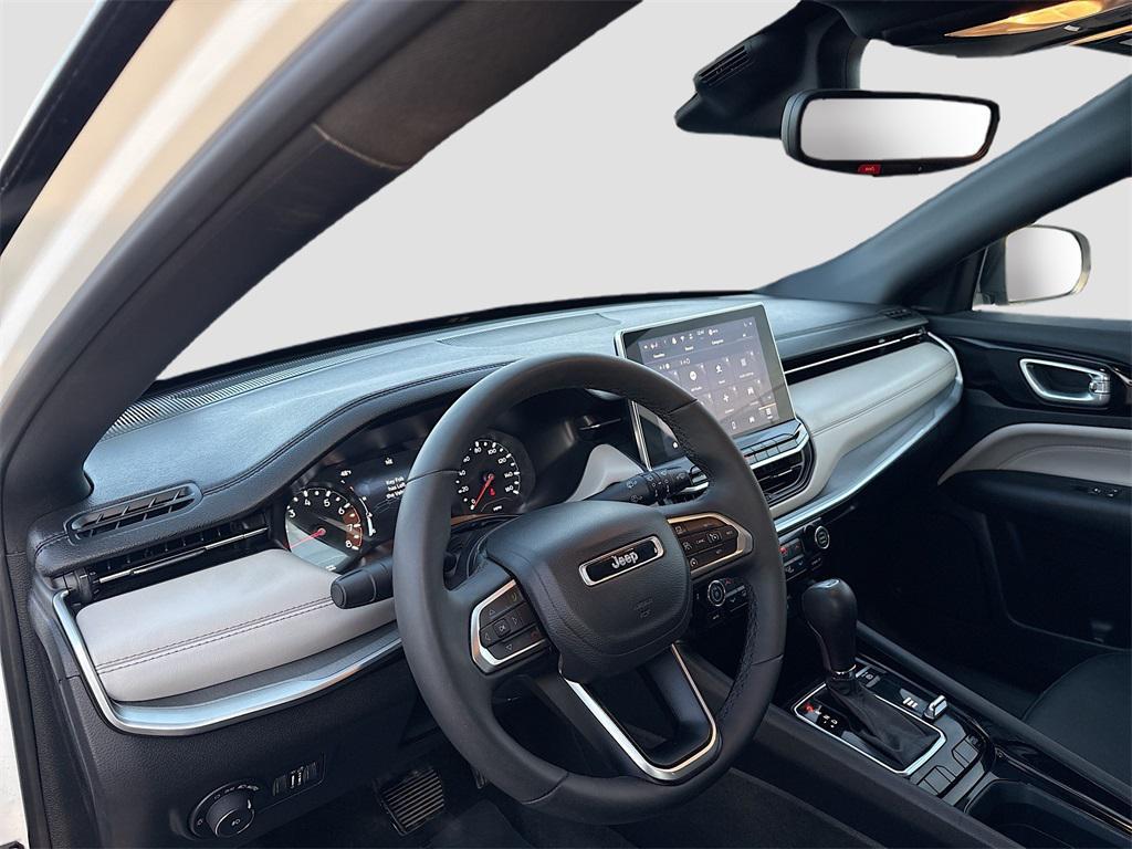 used 2024 Jeep Compass car, priced at $22,000
