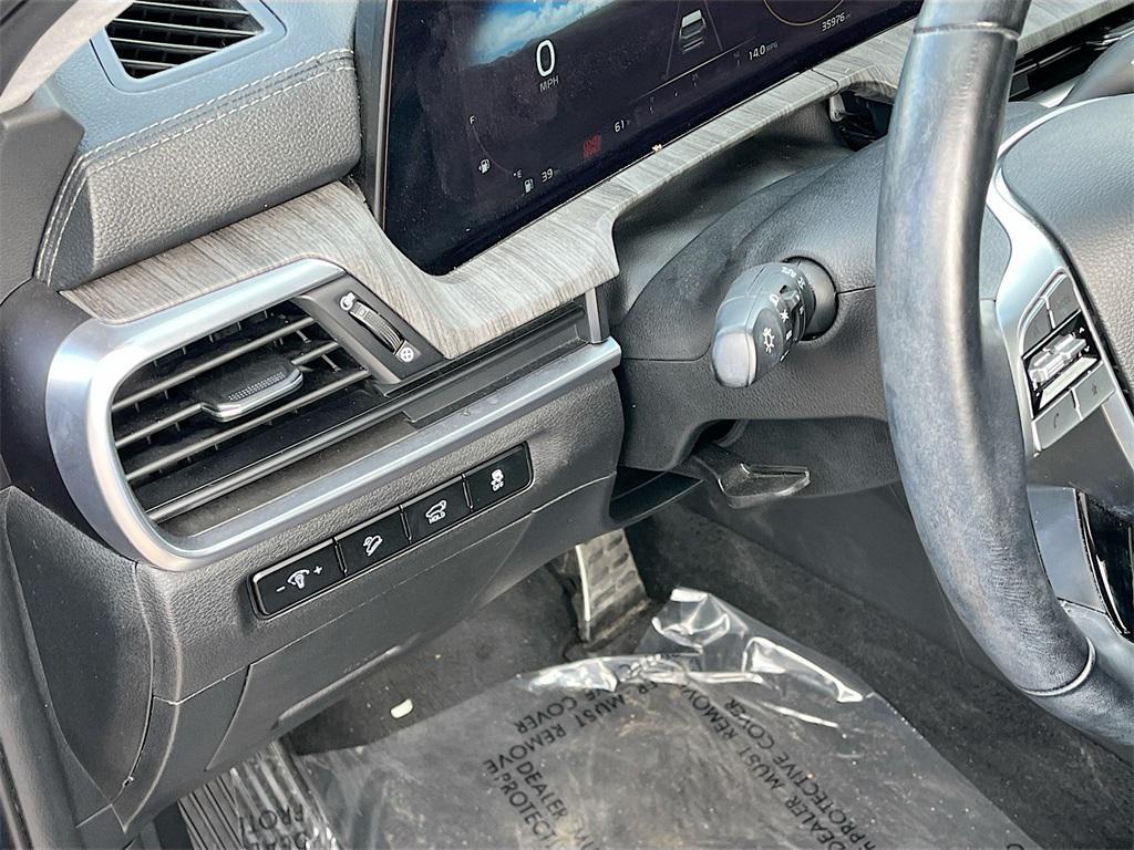 used 2024 Kia Telluride car, priced at $33,400