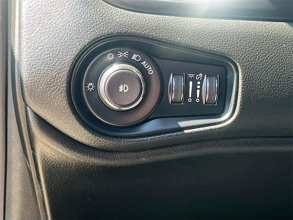 used 2021 Jeep Renegade car, priced at $15,800