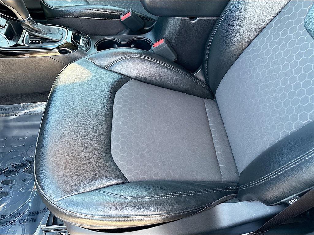 used 2020 Jeep Compass car, priced at $15,800