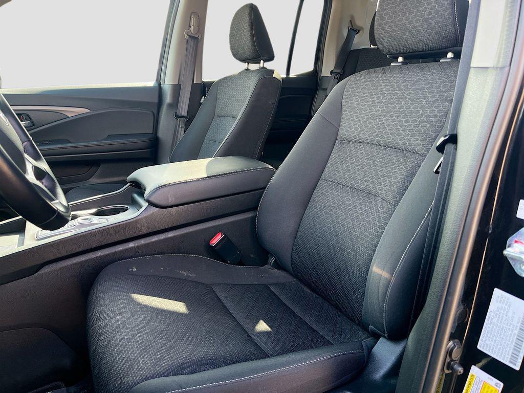 used 2024 Honda Ridgeline car, priced at $23,400