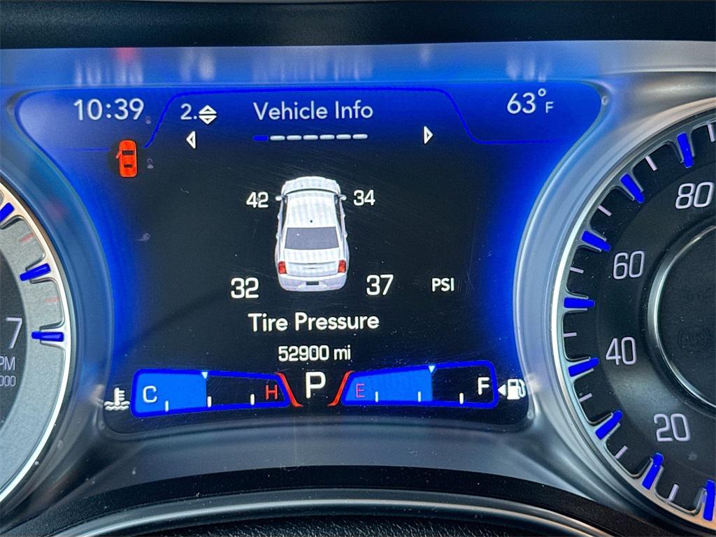 used 2021 Chrysler 300 car, priced at $18,200