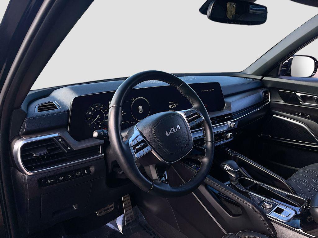 used 2024 Kia Telluride car, priced at $35,000