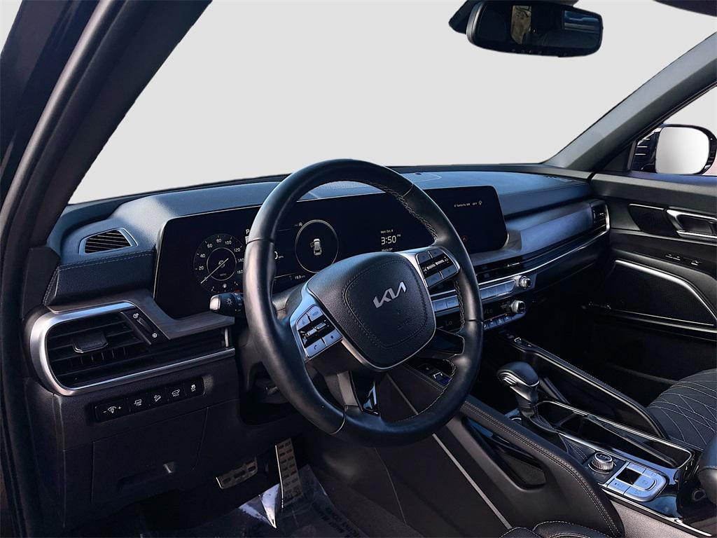 used 2024 Kia Telluride car, priced at $37,200