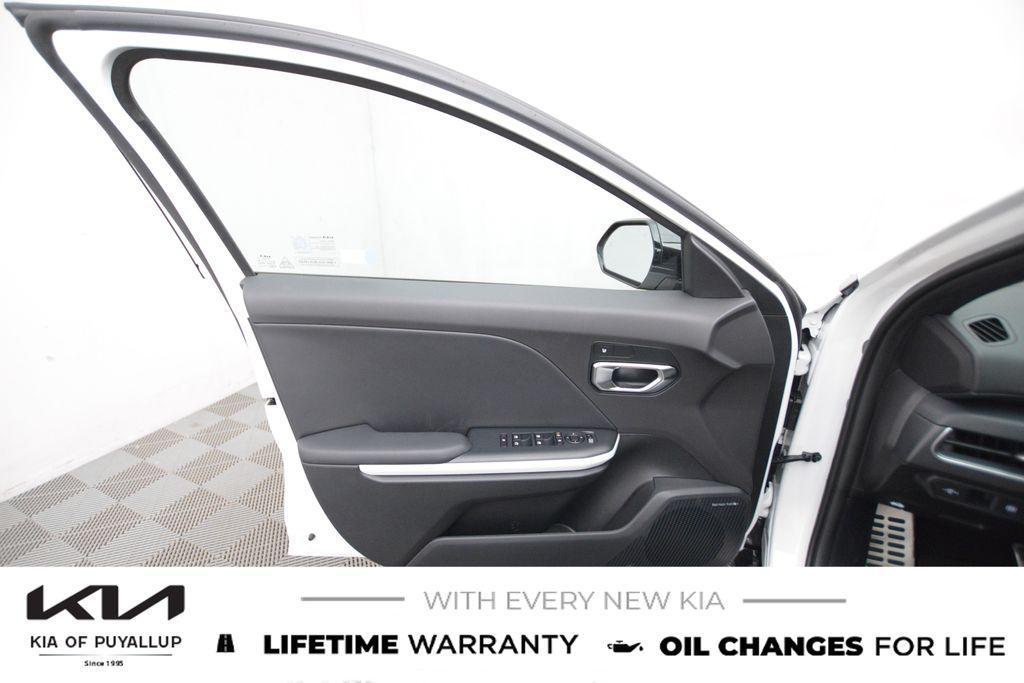 new 2025 Kia K4 car, priced at $29,680