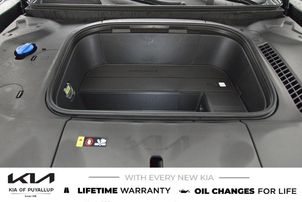 new 2026 Kia EV9 car, priced at $76,495