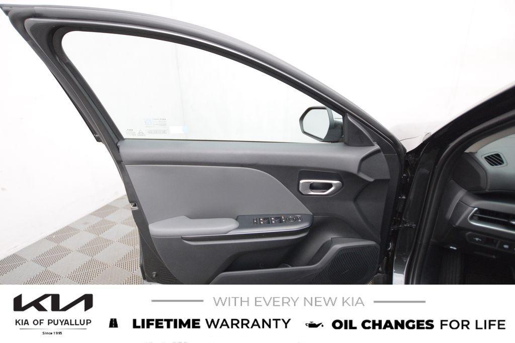 new 2025 Kia K4 car, priced at $23,185