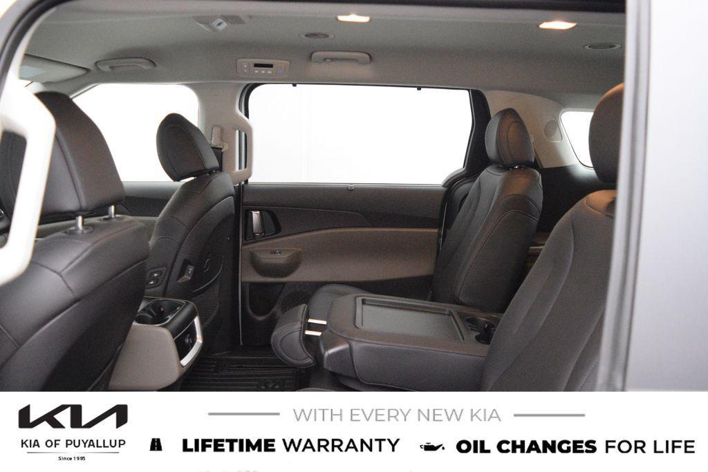 new 2026 Kia Carnival Hybrid car, priced at $46,190