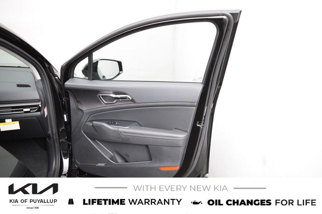 new 2026 Kia Sportage Hybrid car, priced at $42,225