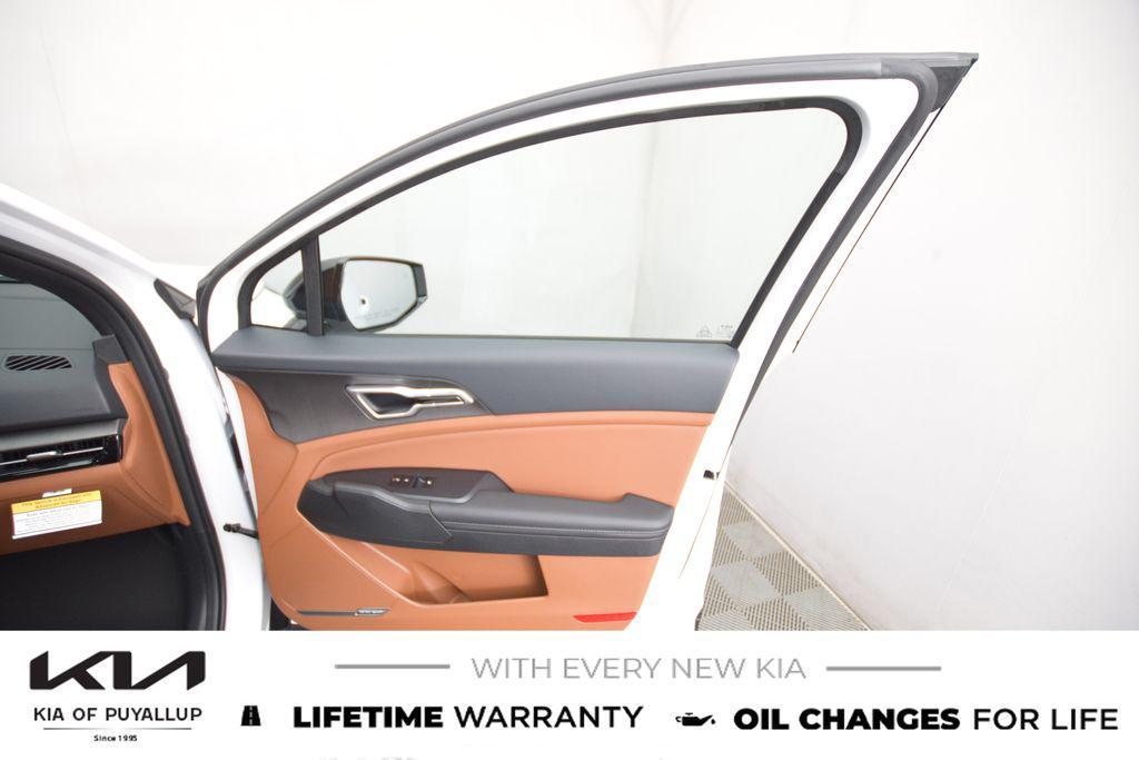 new 2026 Kia Sportage car, priced at $39,390