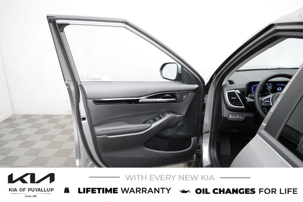 new 2026 Kia Seltos car, priced at $29,305