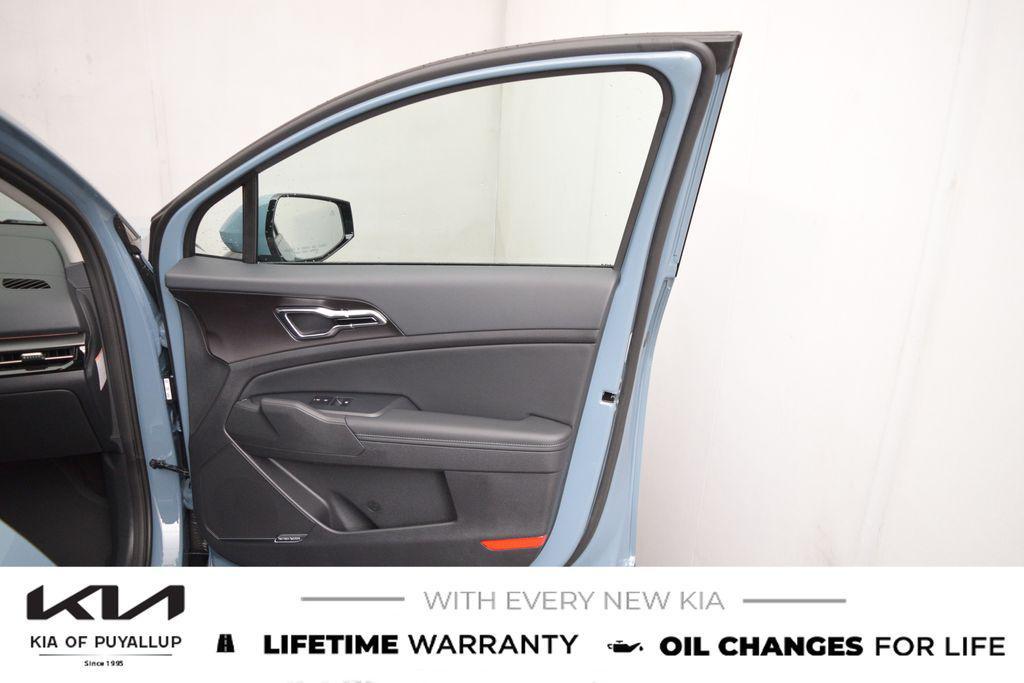 new 2026 Kia Sportage Hybrid car, priced at $42,245