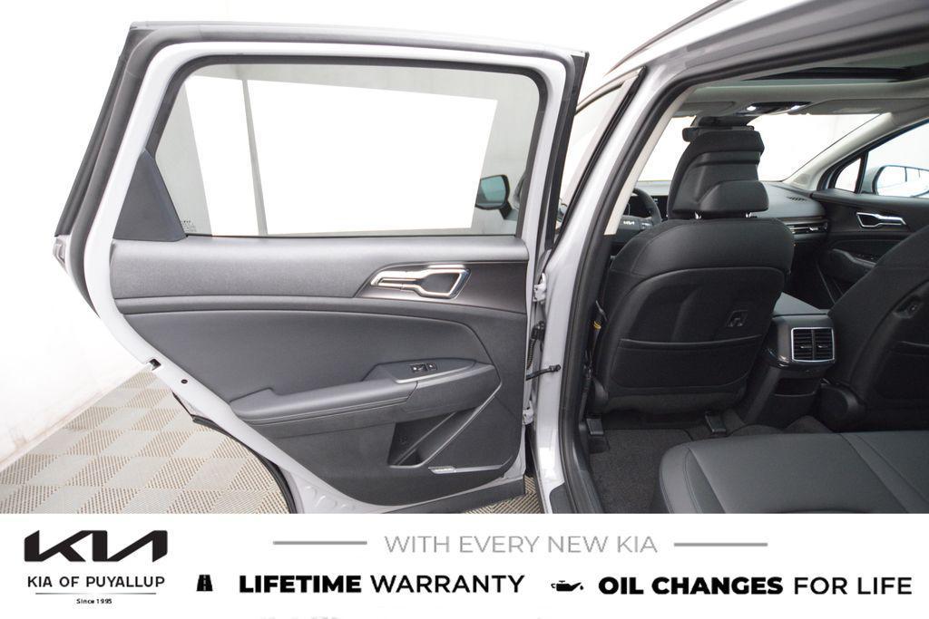 new 2026 Kia Sportage Hybrid car, priced at $41,495