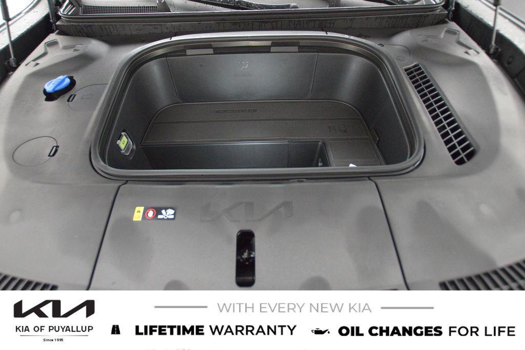 new 2026 Kia EV9 car, priced at $72,505