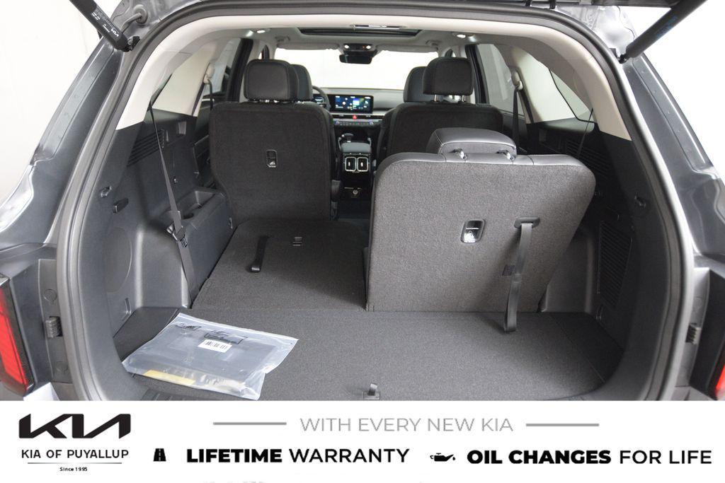 new 2026 Kia Sorento car, priced at $45,600